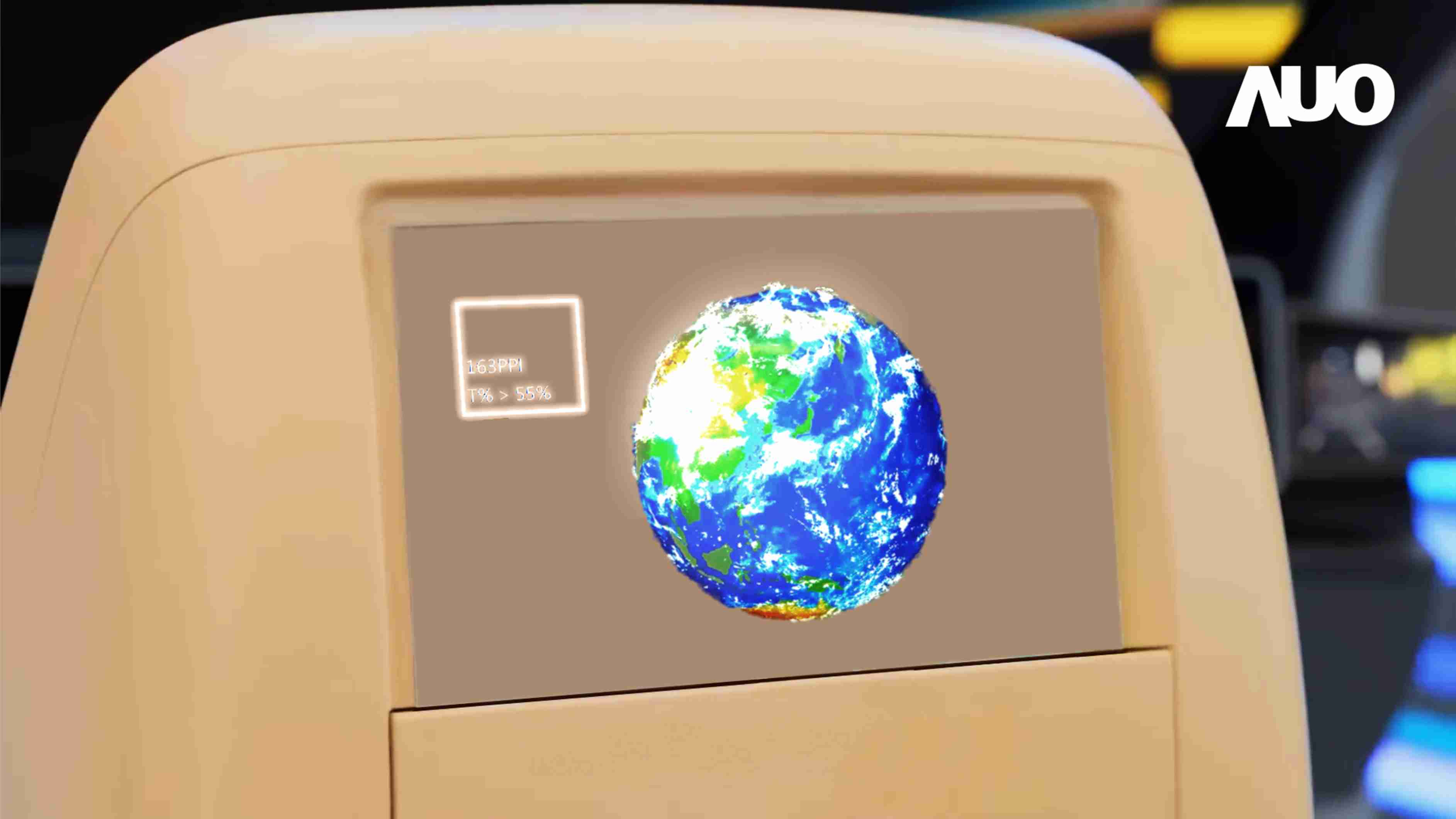 YAXIN111突破设计与制程挑战，，推出全球最高分辨率163ppi的13.5吋透明Micro LED面板，，，并积极布局智能车市场，，，，以期拓展透明显示应用的可能性